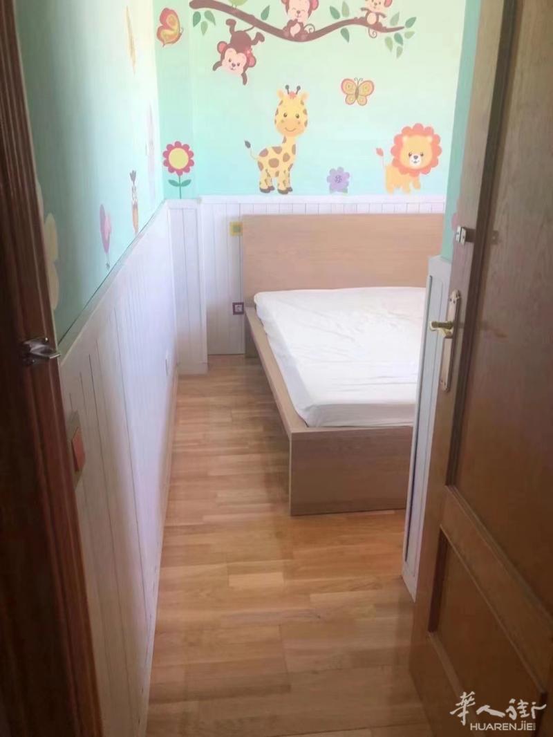 【北部1号线tetuan 大床房390】
—- 方