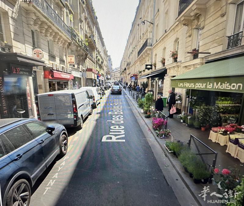 巴黎16区繁华商街 rue des belles Feuilles 意大利快餐店