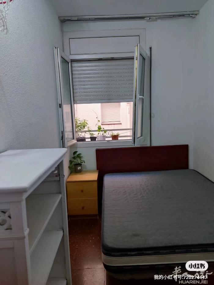 🏡Clot单人间出租，租金300，水电煤气宽带全包，两个卫生间，社区 首页电梯
