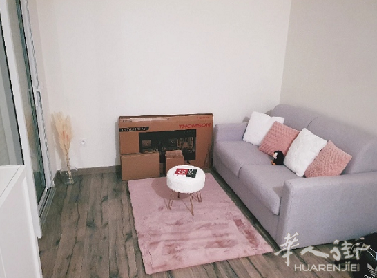 93省 近RER A线Neuilly Plaisance站 20平带花园studio 10.1起租