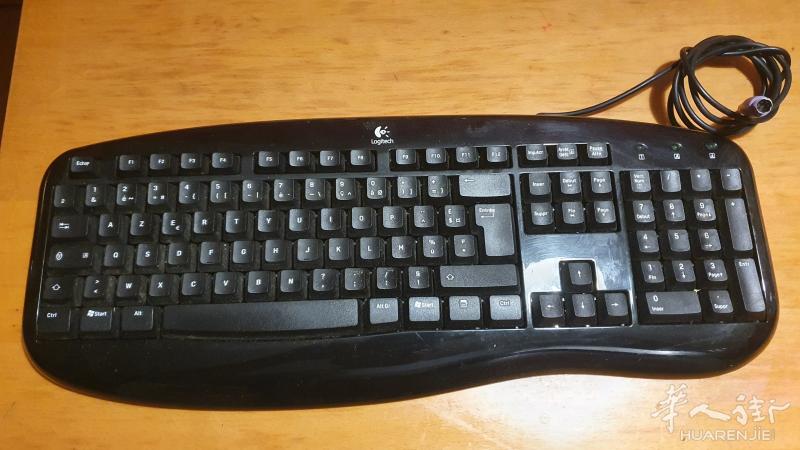 出售电脑Logitech键盘 已卖 谢谢