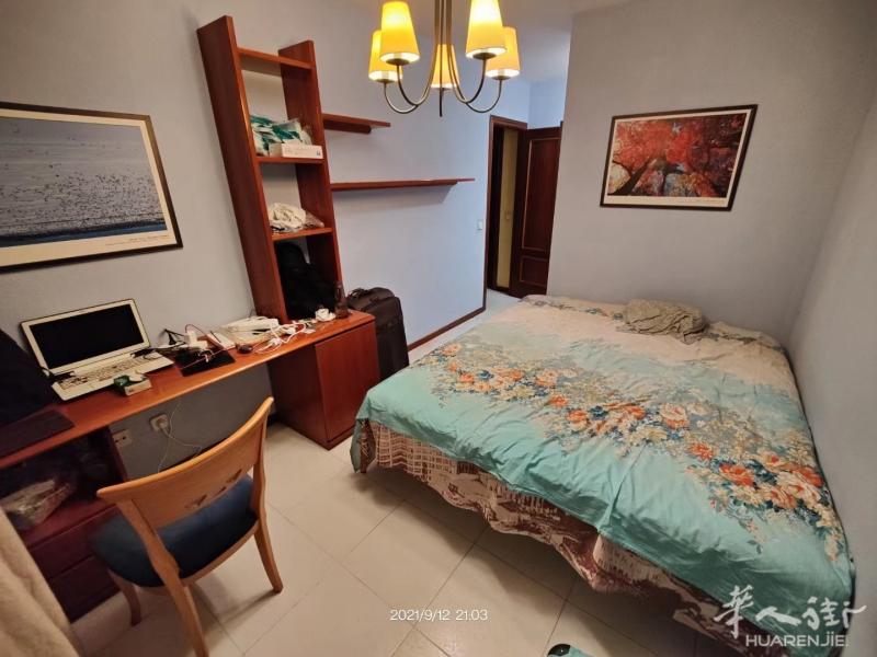Alconbendas/San sebastian __-大床房带独卫.-