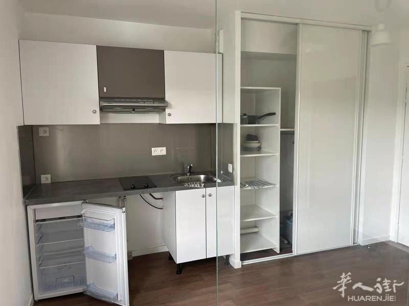 Rosny-sous-Bois 93区·21平·studio·家具齐全·长租  700€ / 月