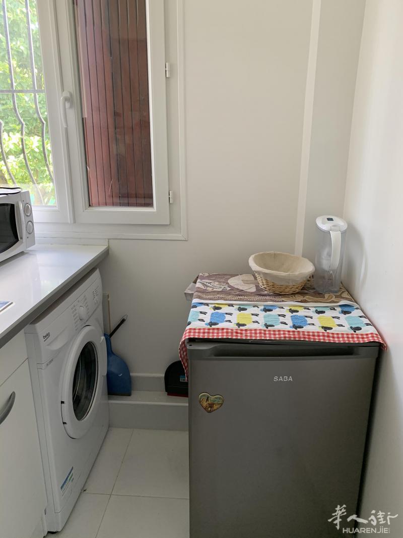 Villejuif 94区·18平·studio·有家具·长租  590€ / 月