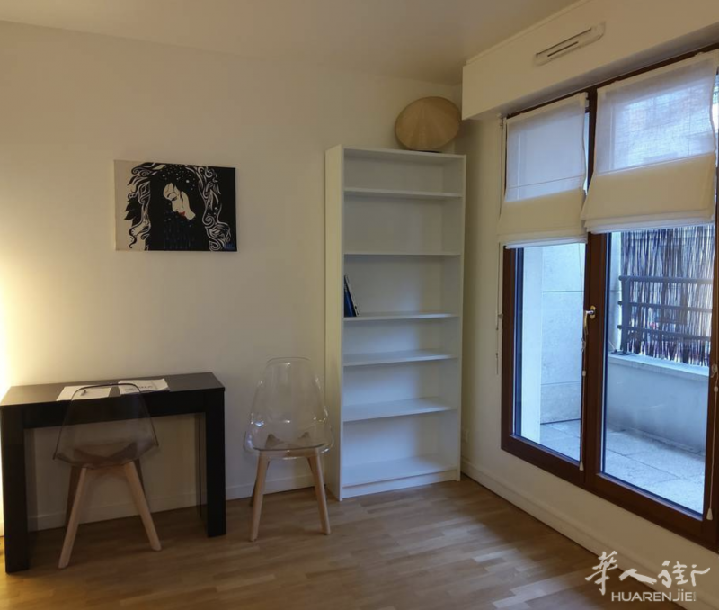 PARIS 15区·30平·studio·家具齐全·长租 1270€ / 月