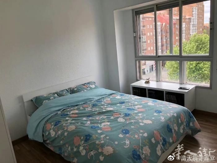马德里3/6号线Almendrales 2间大床房出租地铁口2分钟，出门地铁