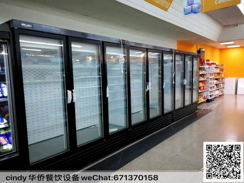 出售连排制冷展示冰箱，三门酒水冰箱，