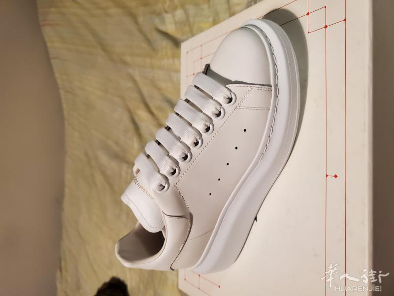 （全新）ALEXANDER McQUEEN 麦昆小白鞋出售（35.5/35）