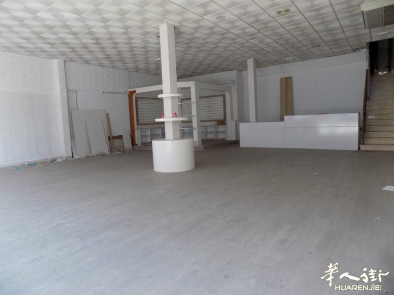 出租COBO仓库区店面 位置好 价格可议 【编号616】