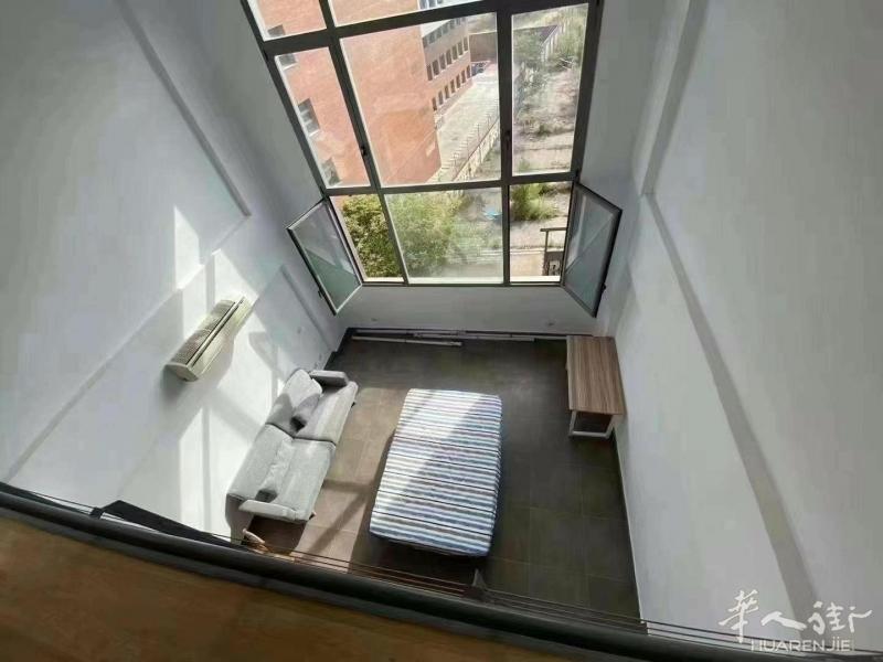5号线suanzes  loft