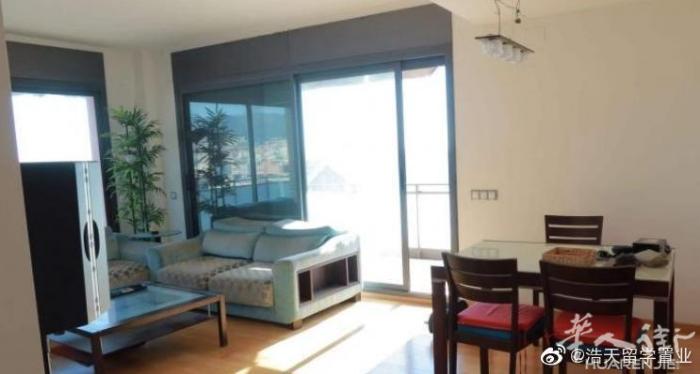 🏡巴塞单间出租，badalona 超大阳台海景房有单间出租，新房，超大两个电梯