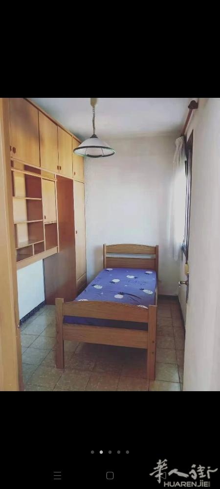 🏡巴塞两个房，L5地铁口sant lldefons 附近，住家很安静，住了房东