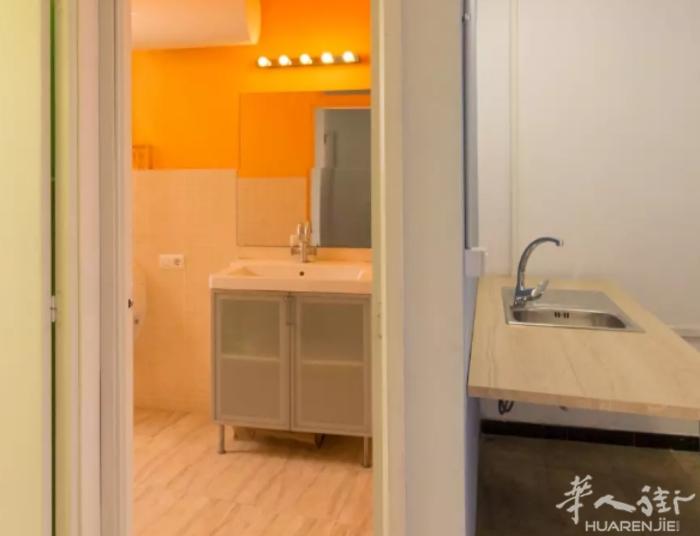 🏡巴塞出租（可短租）， L1plaza espanya附近，​房子四室一厅一卫