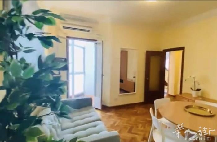 🏡马德里3号线villaverde alto单间出租 现住3人，男女不限， 家
