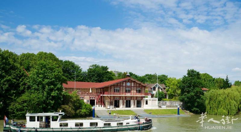 巴黎94省富人区Joinville-le-Pont 市中心新房，马恩河畔河景房上线