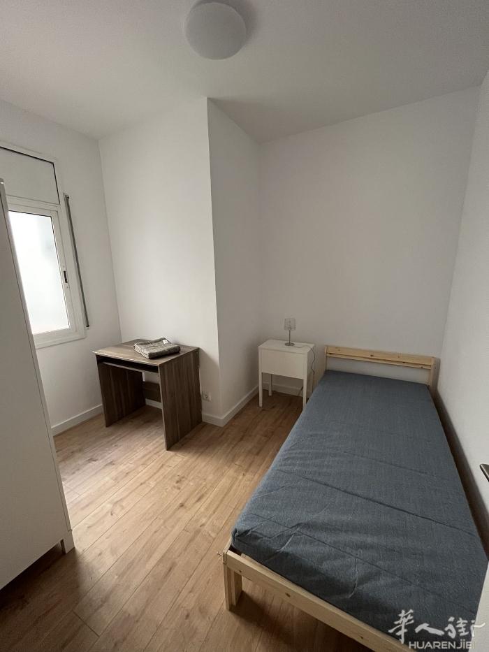 🏡巴塞单间出租，全新装修，距离La Sagrera地铁站5分钟路程，楼下是Me
