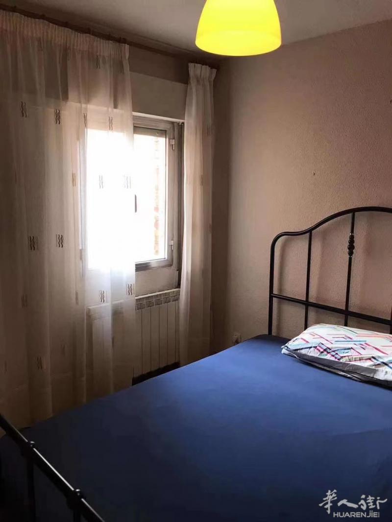 【getafe卡三 三室一厅，月租850欧包水+物