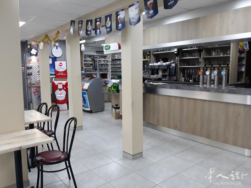 卡昂BAR TABAC带F3住家 降价转让