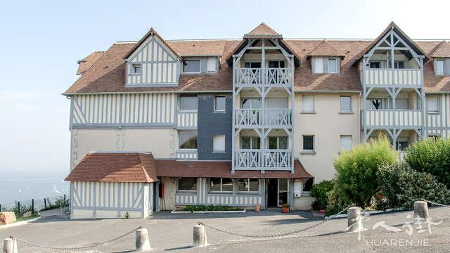 Trouville/Deauville海岸线旅游公寓，5.76%高回报率，配套设施齐全，专业公司管理，投资首选