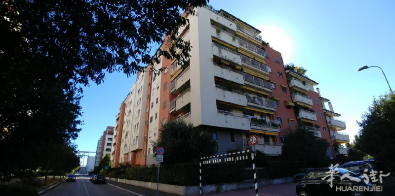 QUARTO OGGIARO 豪华公寓拍卖 56万起