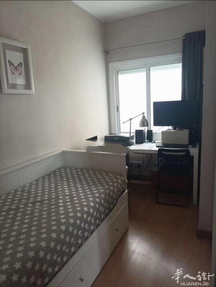 🏡近郊sant boi de llobregat两个单间,距离地铁车站步行5分