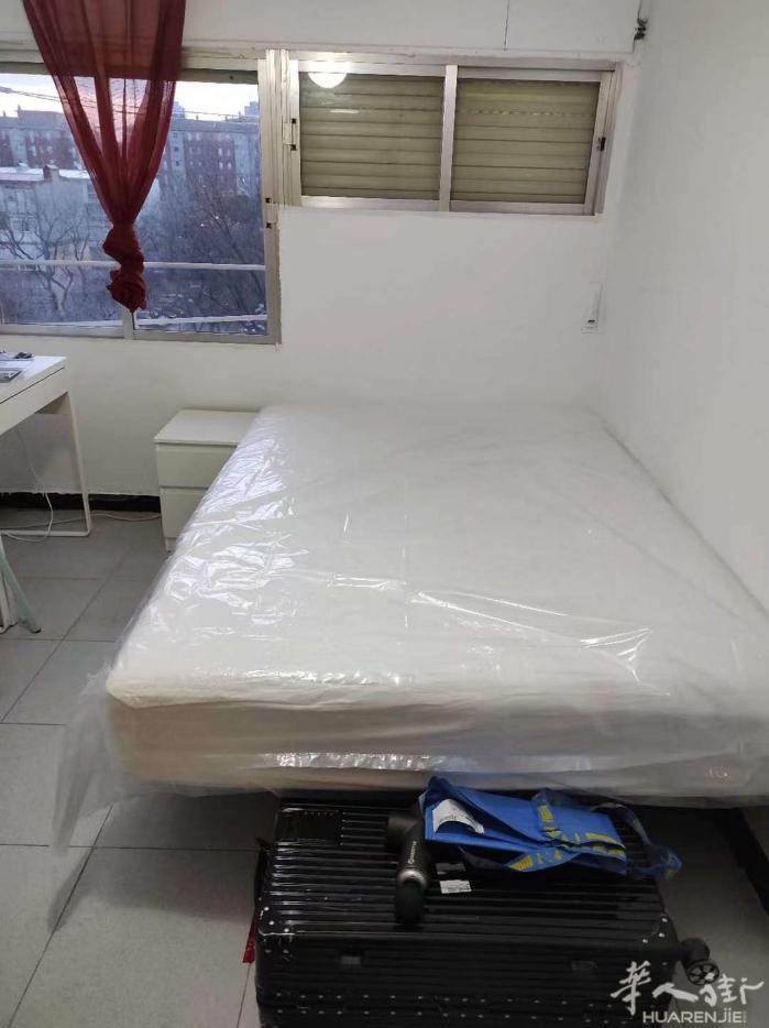 🏡马德里北部10号线fuencarral大床房出租，近马自治，直达市中心，iu
