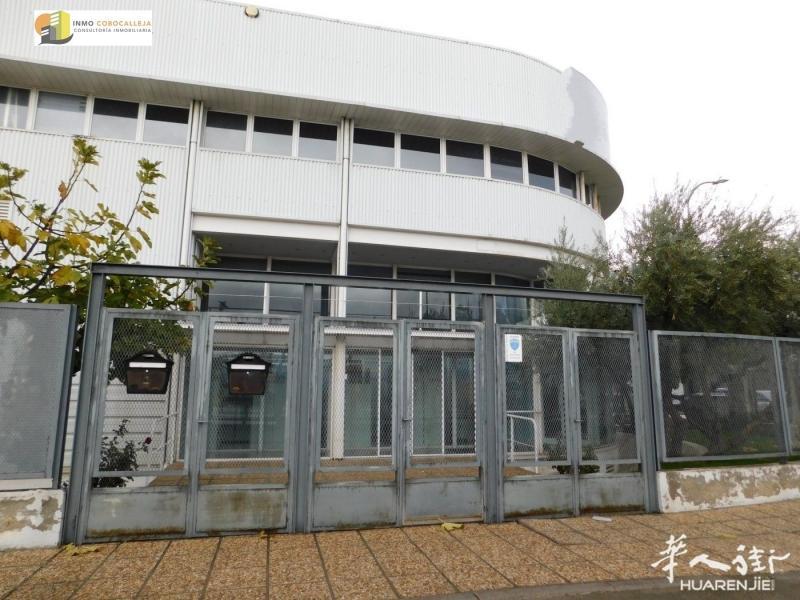 出售Regordoño工业区（Mostoles）仓库 多用途 状态好【编号722】