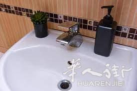 推荐市中心 火车站旁边几套新房 , 只短租