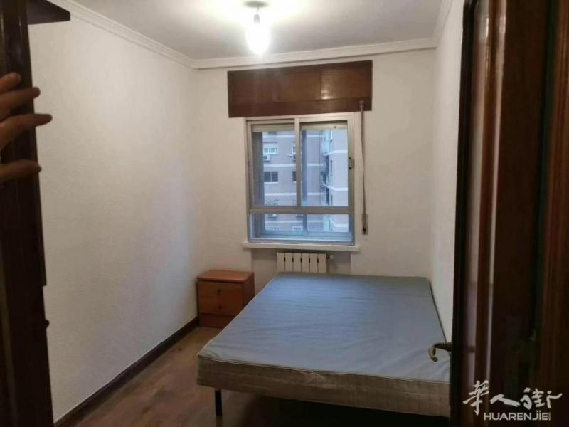 julian beisteir地铁站4室1厅...--2卫