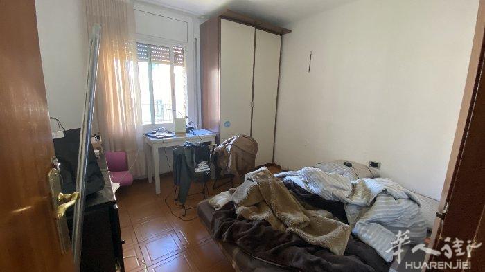 🏡巴塞单间出租，步行7分钟到2号线Sant Martí 站，步行6分钟内有V2
