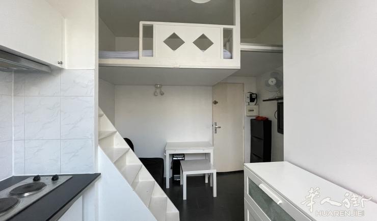 PARIS 10区·14平·studio·有家具·长租 790€ / 月 起租时间 : 2023-01-16