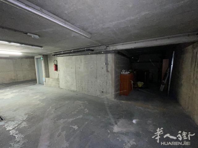 停车场 - 面积9平方米 PARKING 9m2