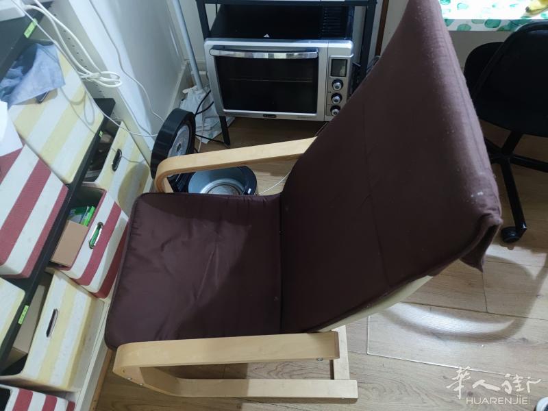 20欧二手实木躺椅/摇摇椅