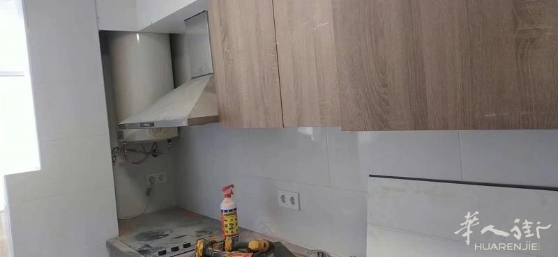 6号线Carpetana两套一..室一厅