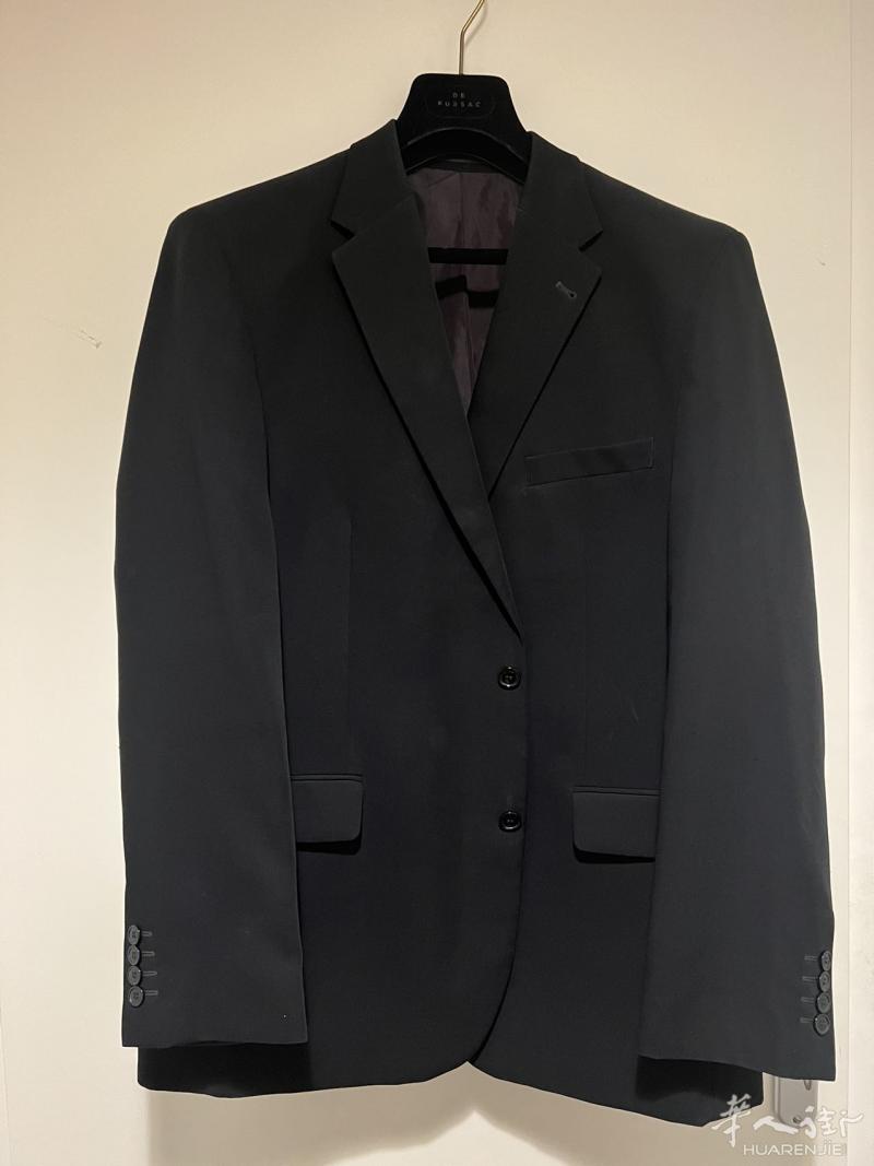 C&A黑色男士西服三件套