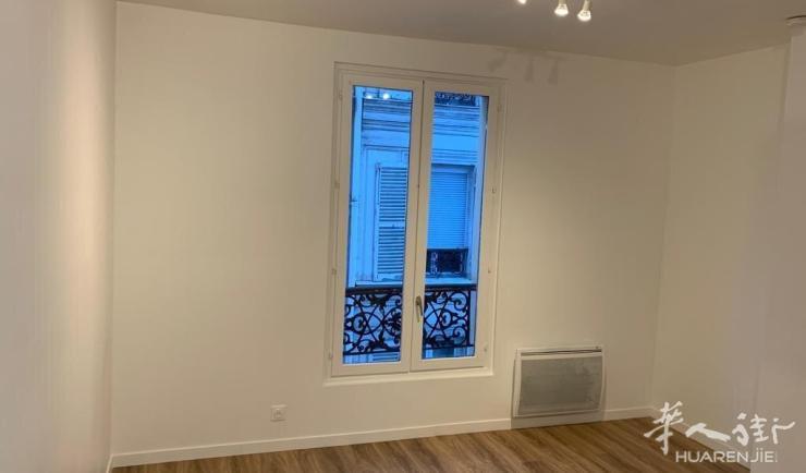 PARIS 17区·15平·studio·无家具·长租 698€ / 月   起租时间 : 2023-02-11 Réf: 189359