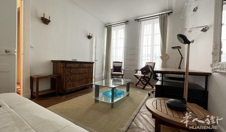 PARIS 7区·30平·studio·有家具·长租 1335€ / 月 起租时间 : 2023-02-13 Réf: 189385