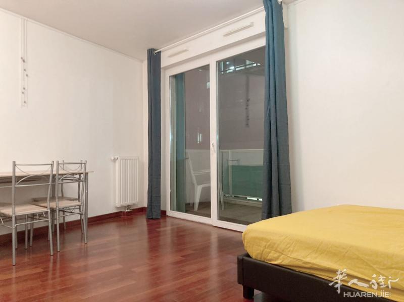 92省,Issy-les-Moulineaux(92130) (ID：189451) 32平的 studio  家具齐全  靠近15区，靠近huawei