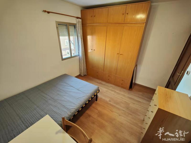 马德里Getafe近卡三大学 房间出租 双人床 短租