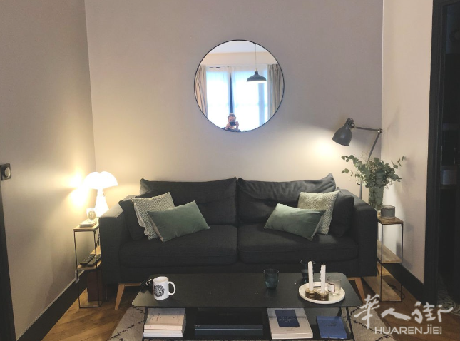 PARIS 10区·30平·公寓·有家具·仅长租 1349€ / 月 起租时间 : 2023-02-23 Réf: 189703