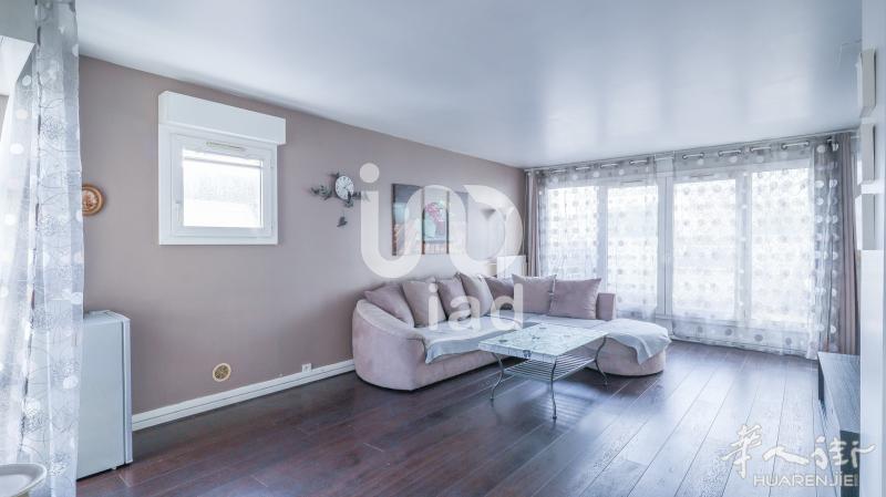 92 Villeneuve la Garenne 145平独门独户三房两厅复式带10平大阳台跟双车库出售