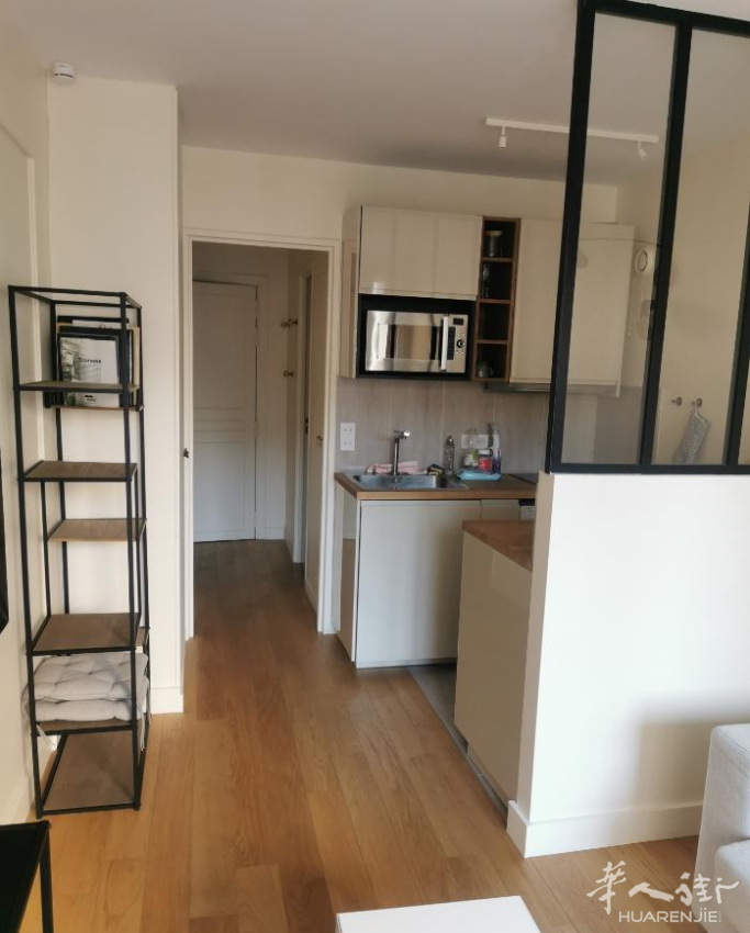 PARIS 16区·17平·studio·家具齐全·仅长租 1150€ / 月   起租时间 : 2023-04-01 Réf: 190037