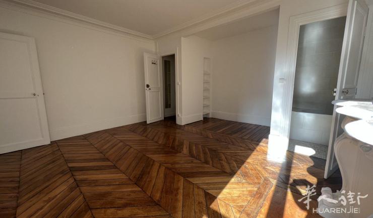 PARIS 6区·35平·studio·无家具·仅长租 1484€ / 月   起租时间 : 2023-03-06 Réf: 189863