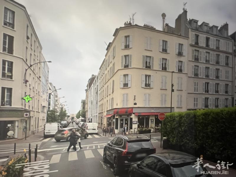 92省Levallois Perret 法国人酒吧餐馆 8万 (有大烟筒,4号酒牌)