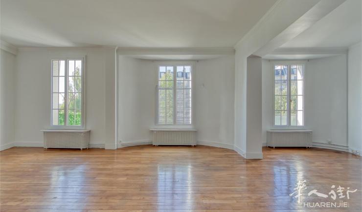 PARIS 16区·110平·公寓·无家具 2850€ / 月 起租时间 : 2023-03-20 Réf: 190419
