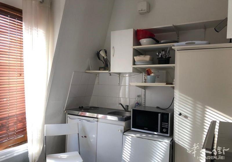 【区分】：12区(ID：187285) 14平的 studio  家具齐全