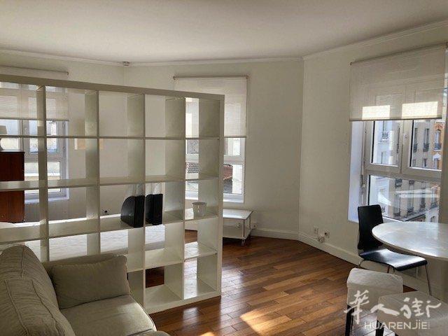 PARIS 14区·30平·studio·有家具 1320€ / 月 起租时间 : 2023-03-24 Réf: 190599