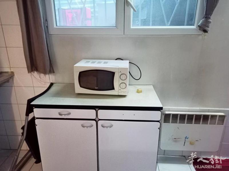 【区分】：94省,Vitry-sur-Seine(94400) (ID：188553) 14平的 studio  有家具