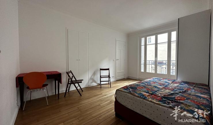 PARIS 6区·30平·studio·有家具 1391€ / 月 起租时间 : 2023-04-10 Réf: 190953
