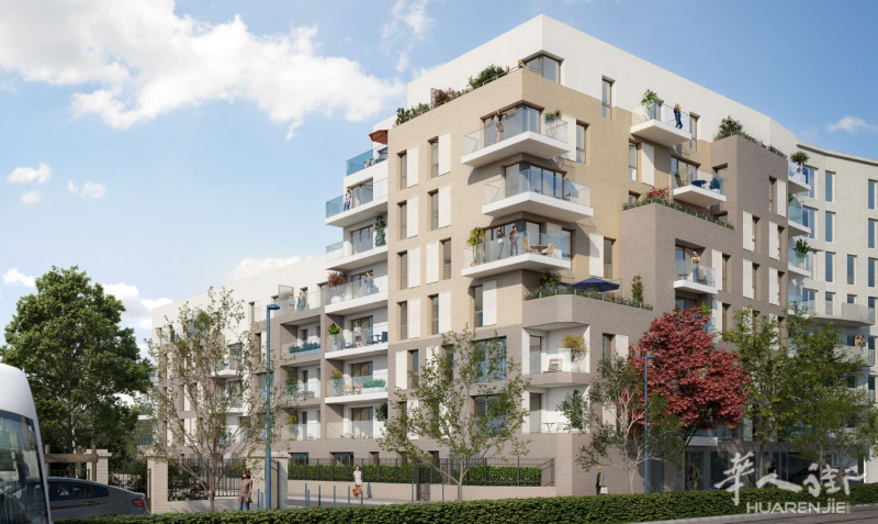Bobigny 明年2季度马上交房的地铁电车房三房一厅30万8千9起